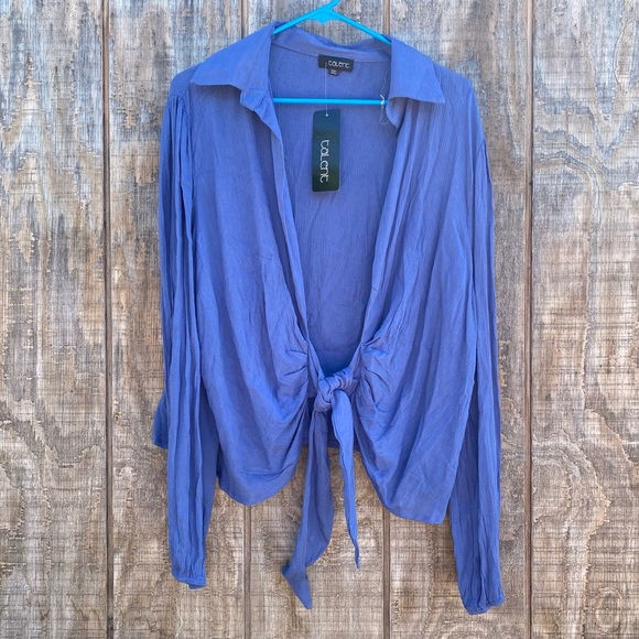 Talent Woman’s Open Tie Blouse - Picture 2 of 7